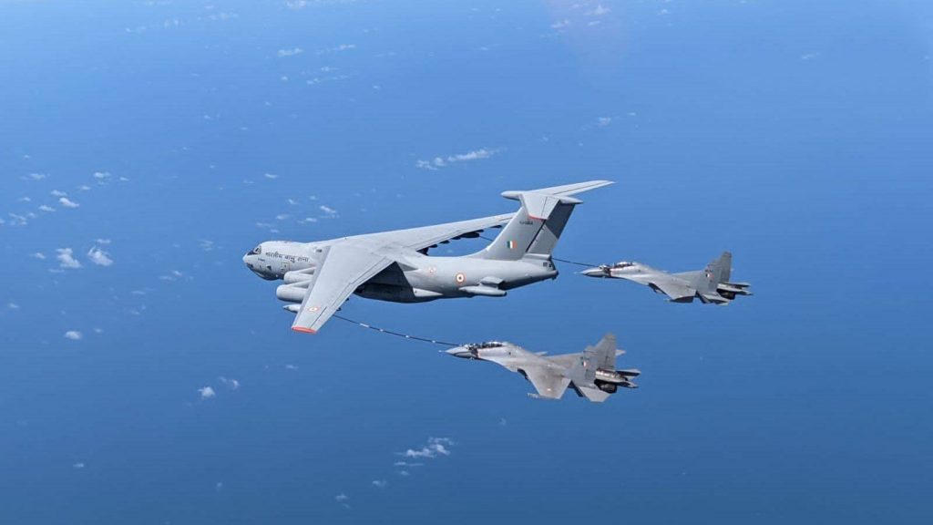 Air to Air Refuelling 1