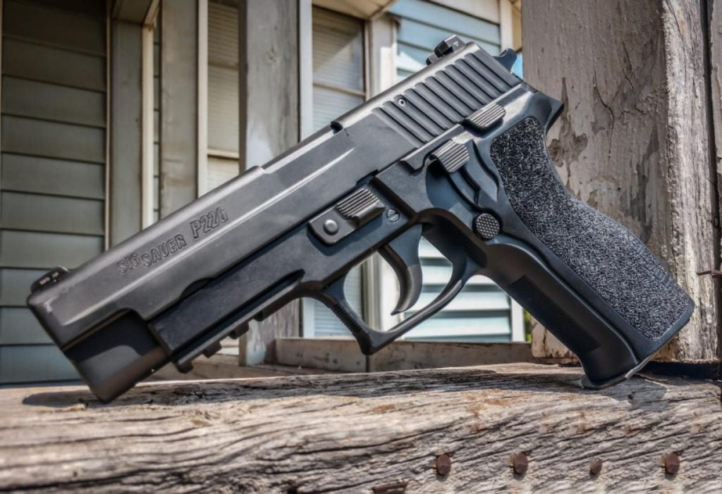 Sig P226