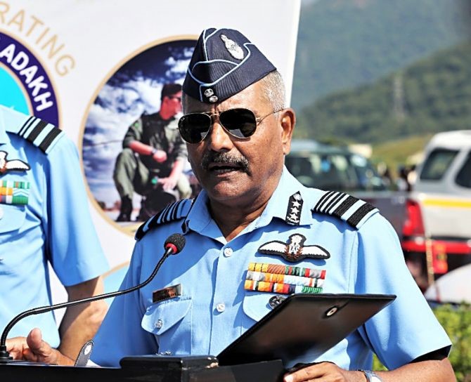 Characteristics that Make Defence Aspirants Unique Ray ban sunglasses