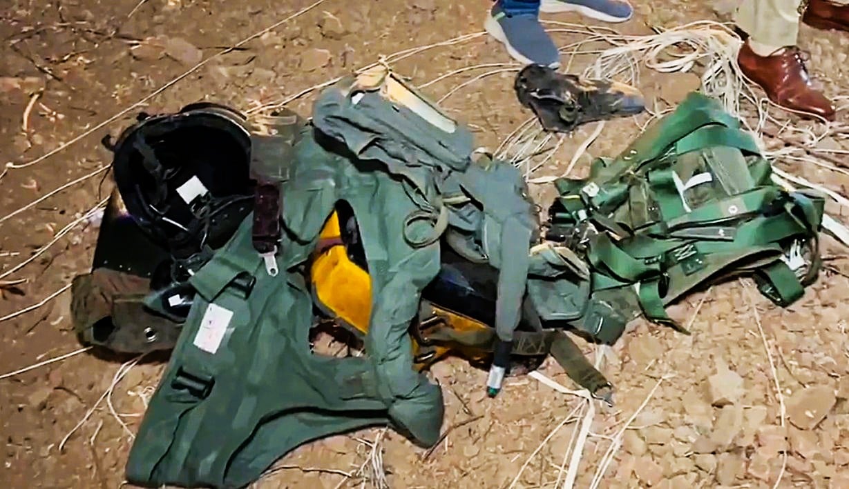 IAF Jaguar Fighter Jet Crash in Gujarat Claims Pilot's Life During Night Training Mission